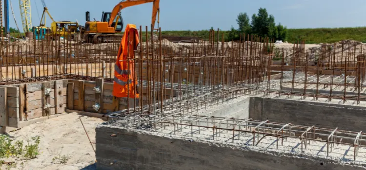 How to Brace a Foundation Wall for Backfill